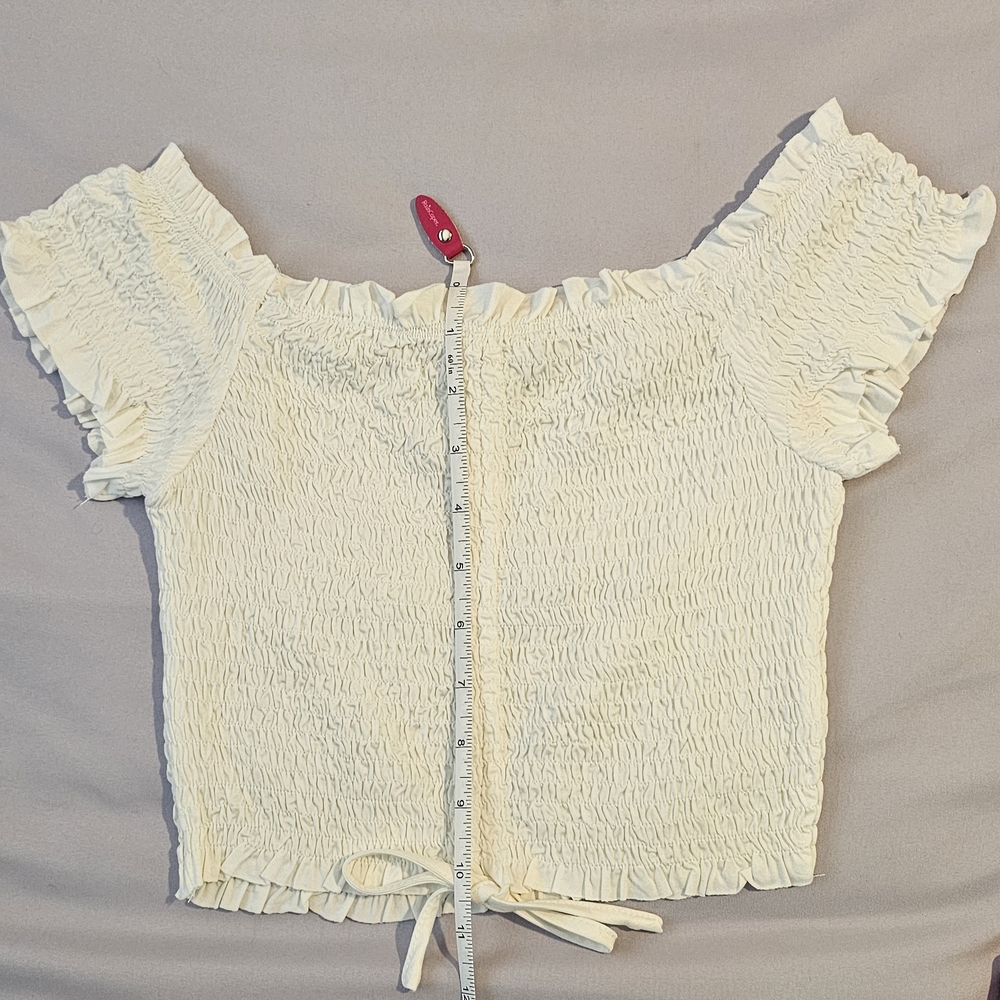 White Off-Shoulder Ruched Crop Top - Picture 4 of 6